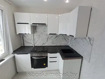 Сборка угловой кухни глянец