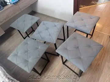 Собранные стулья