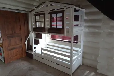 Собранная детская кровать